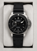 Panerai Submersible Carbotech Carbon 42mm Preto Base ETA