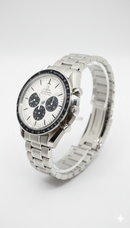 Omega Speedmaster Moonwatch