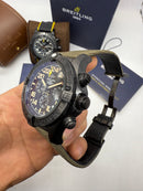 Breitling Avenger Hurricane 50mm - Aço black/Mostrador Preto