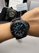 Panerai Submersible Carbotech Carbon 42mm Azul Base ETA