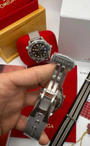 Omega Seamaster Diver 300 Rose/Verde "Edição 007" Automático