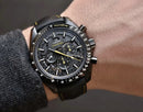 Omega Speedmaster Dark Side Apollo 8 Amarelo