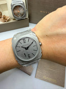 Bvlgari Octo Finissimo Cinza 40mm Base ETA