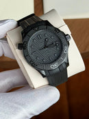 Omega Seamaster Diver 300M “All Black” Automático